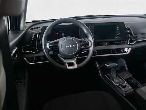 Used 2025 Kia Sportage LX FWD image 17