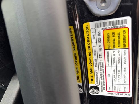 Used 2020 Ford Escape Titanium AWD/4WD image 53