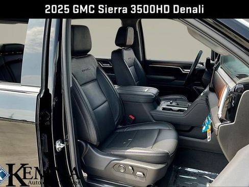 Used 2025 GMC Sierra 3500 Denali w/ Denali Reserve Package image 36