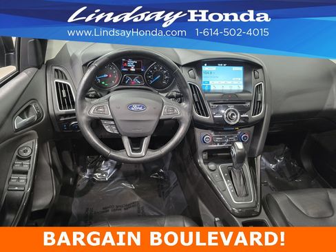 Used 2018 Ford Focus Titanium image 11