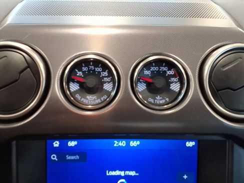 Used 2022 Ford Mustang Shelby GT500 w/ Technology Package image 16