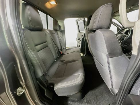 Used 2023 Nissan Frontier SV w/ SV Convenience Package AWD/4WD image 11