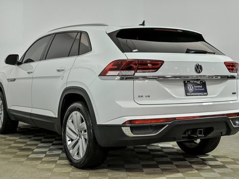 Certified 2022 Volkswagen Atlas Cross Sport SE image 5