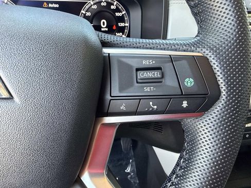 Used 2023 Mitsubishi Outlander SEL image 34