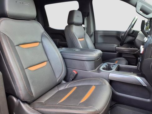 Used 2021 GMC Sierra 1500 AT4 image 8