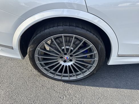 Used 2022 BMW ALPINA XB7 AWD/4WD image 11