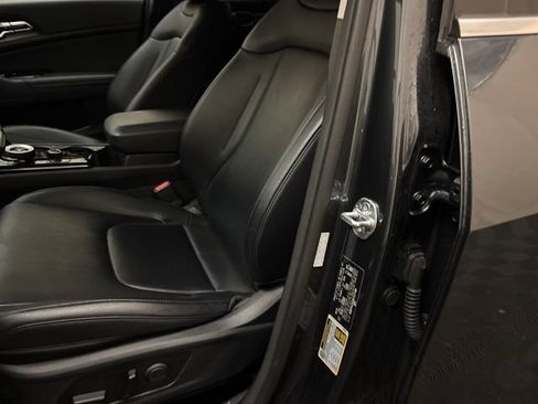 Certified 2024 Kia Sportage EX AWD/4WD image 12
