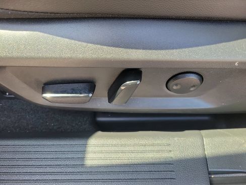 Certified 2024 Nissan Rogue SL FWD image 17