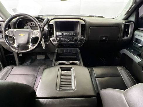Used 2018 Chevrolet Silverado 1500 LTZ Z71 w/ Midnight Edition AWD/4WD image 7
