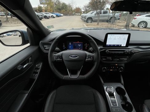 Used 2025 Ford Escape ST-Line Select image 11