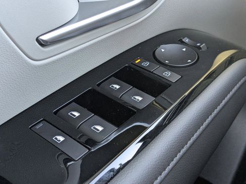 New 2026 Hyundai Tucson Limited FWD image 29