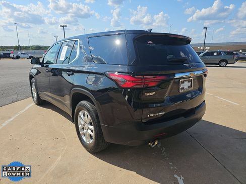Used 2023 Chevrolet Traverse LS w/ Safety Package FWD image 6