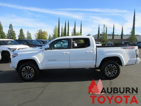 Certified 2022 Toyota Tacoma TRD Sport w/ Advanced Technology Package image 9