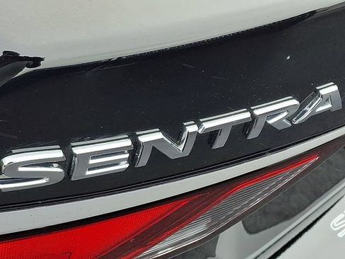 Used 2025 Nissan Sentra SV FWD image 30