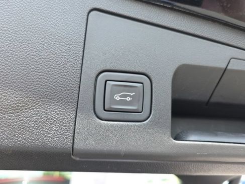 Used 2023 Cadillac XT4 Premium Luxury w/ Cold Weather Package FWD image 27