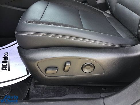 Used 2024 Chevrolet Blazer EV LT image 30