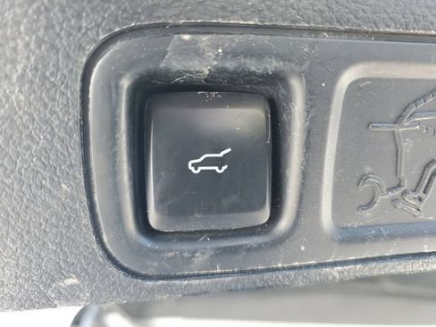 Used 2020 Ford Expedition Limited RWD image 33