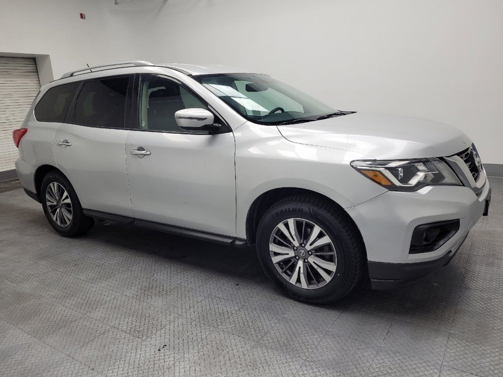 Used 2018 Nissan Pathfinder SV FWD image 11