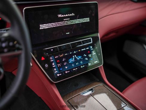 Used 2023 Maserati Grecale Modena image 43