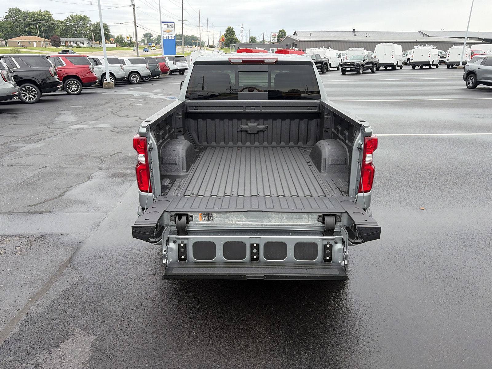 New 2026 Chevrolet Silverado 1500 RST AWD/4WD image 9