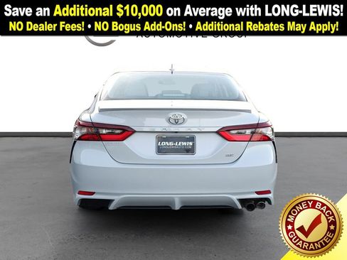 Used 2023 Toyota Camry SE image 5