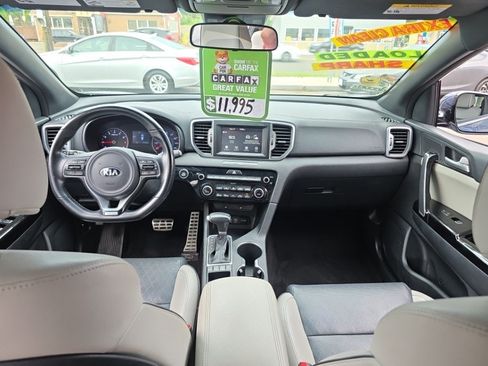 Used 2018 Kia Sportage EX w/ EX Sport Appearance Package AWD/4WD image 9