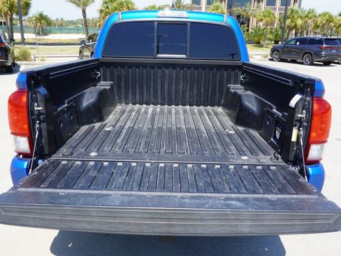 Used 2016 Toyota Tacoma TRD Sport w/ Towing Package RWD image 36