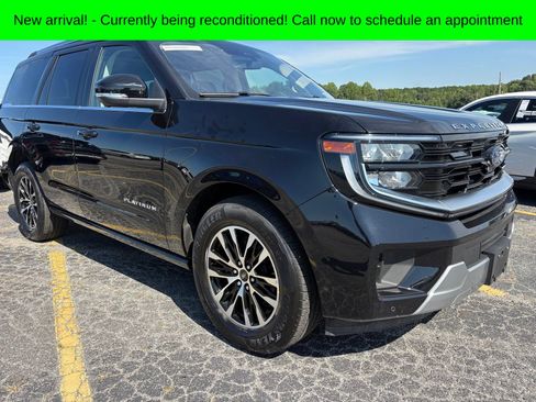 Used 2025 Ford Expedition Platinum AWD/4WD image 1