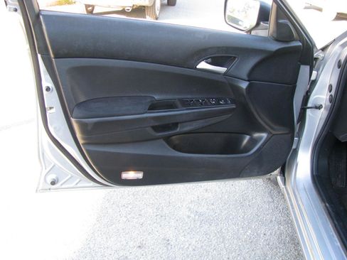 Used 2008 Honda Accord LX image 7