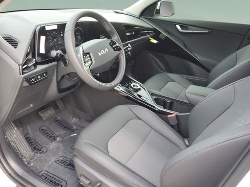 New 2026 Kia Niro Wind FWD image 15