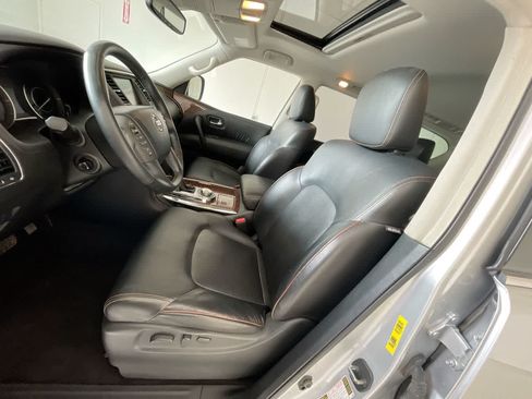 Used 2018 Nissan Armada SL w/ Moonroof Package AWD/4WD image 11