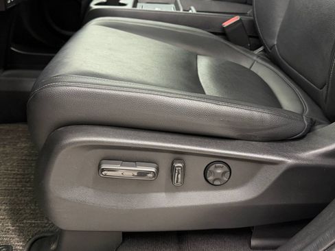 Used 2025 Honda Odyssey EX-L image 13