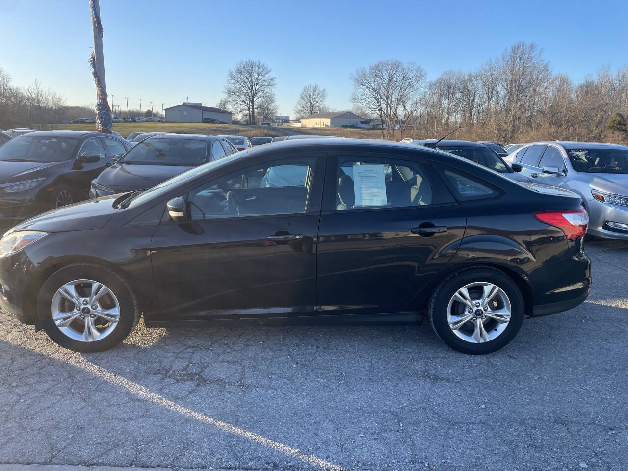 Used 2013 Ford Focus SE FWD image 3