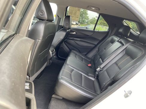 Used 2023 Chevrolet Equinox Premier AWD/4WD image 16