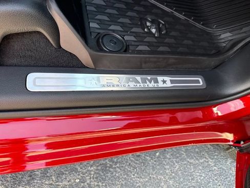 New 2026 RAM 1500 Laramie AWD/4WD image 16
