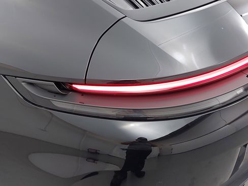 Certified 2026 Porsche 911 Carrera RWD image 33