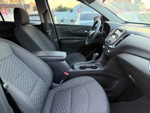 Used 2019 Chevrolet Equinox LT FWD image 22