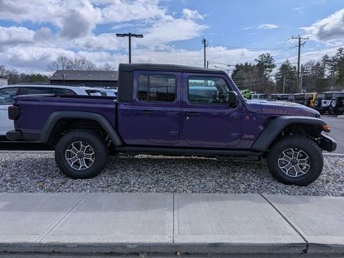 New 2026 Jeep Gladiator Mojave image 3