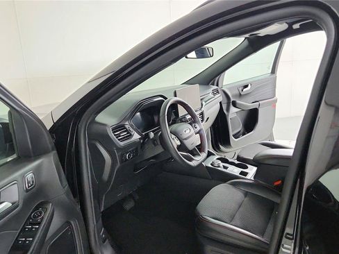 Used 2025 Ford Escape ST-Line Elite AWD/4WD image 17
