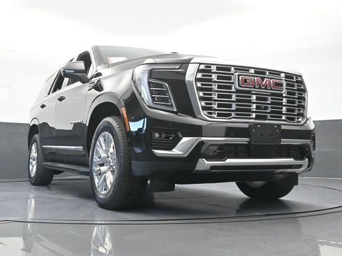 Used 2025 GMC Yukon Denali AWD/4WD image 70