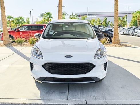 Used 2022 Ford Escape SE FWD image 6