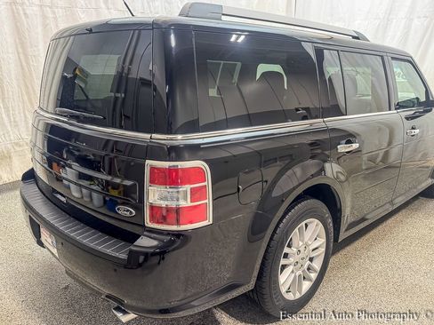 Certified 2019 Ford Flex SEL w/ Equipment Group 202A image 9