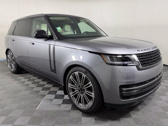 New 2026 Land Rover Range Rover Long Wheelbase SE AWD/4WD image 7
