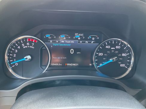 Used 2017 Ford F250 Lariat w/ Chrome Package AWD/4WD image 12