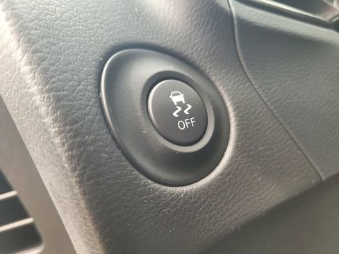 Certified 2025 Nissan Z Sport w/ Floor Mat Package image 18