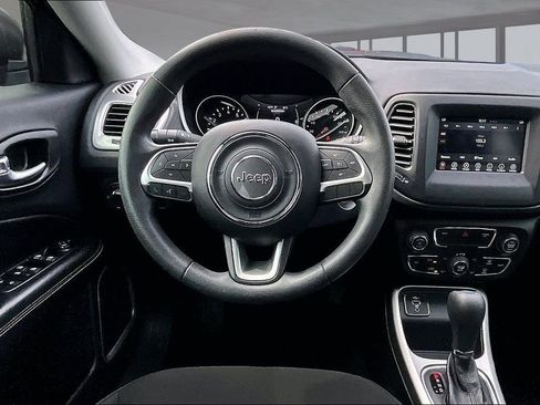 Used 2020 Jeep Compass Sport FWD image 6