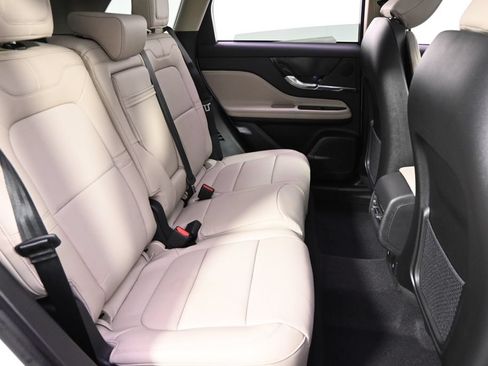 New 2026 Lincoln Corsair Reserve w/ Jet Appearance Package AWD/4WD image 18