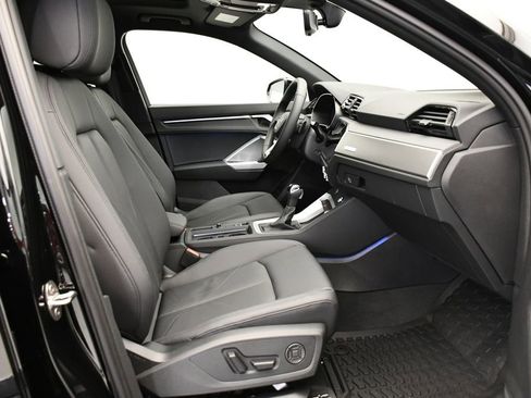 Certified 2025 Audi Q3 2.0T Premium Plus w/ Premium Plus Package image 49