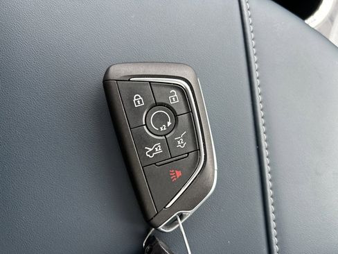 Used 2025 Cadillac Escalade IQ Luxury 2 w/ LPO, Premium Carpet Package image 41