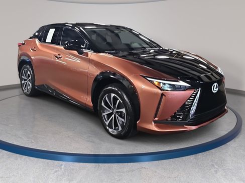 Used 2024 Lexus RZ 300e Premium w/ Accessory Package (Z1) FWD image 3